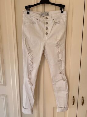 Abercrombie & Fitch White Distressed High-Rise Skinny Jeans